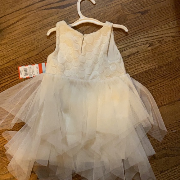 Girls 18 Month White Dress - Picture 3 of 3